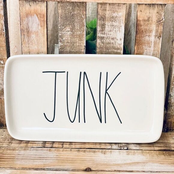 NWT Gorgeous Rae Dunn  JUNK White Glossy Ceramic Black Letters Rectangular Tray - Picture 1 of 12